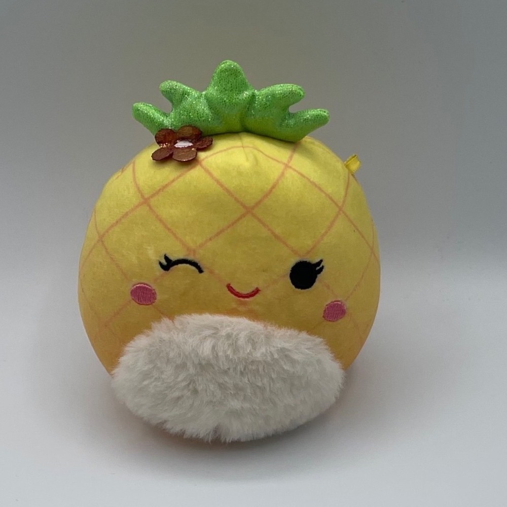 Squishmallows Maui the Pineapple 5 Inch Fuzzy Belly Plush Winking Fruit Jazwares